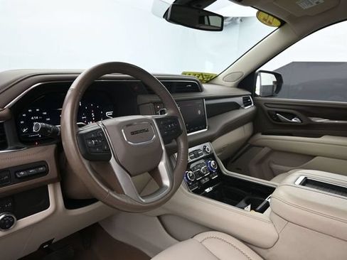 Used 2022 GMC Yukon Denali AWD/4WD image 22