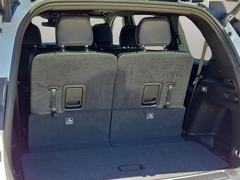 New 2026 Jeep Grand Cherokee L 4WD image 8