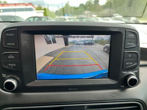 Used 2019 Hyundai Kona SE AWD/4WD image 18