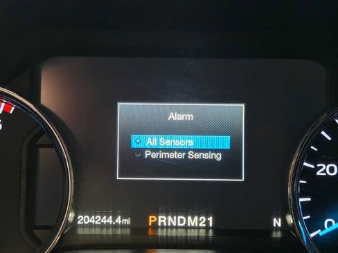 Used 2019 Ford F250 Lariat w/ Lariat Value Package image 11