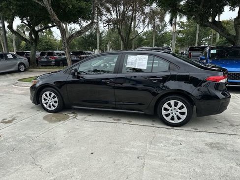 Used 2023 Toyota Corolla LE FWD image 16