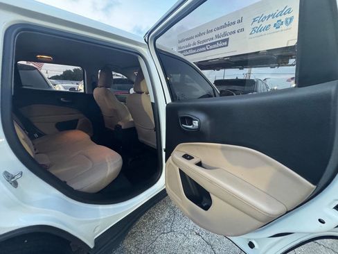 Used 2018 Jeep Compass Sport image 13