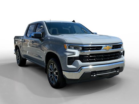 Used 2024 Chevrolet Silverado 1500 LT AWD/4WD image 7