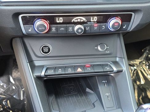 Certified 2023 Audi Q3 2.0T Premium Plus w/ Premium Plus Package AWD/4WD image 30