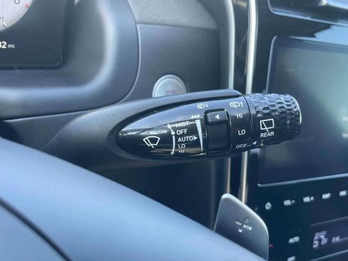 Used 2022 Hyundai Tucson Limited image 25