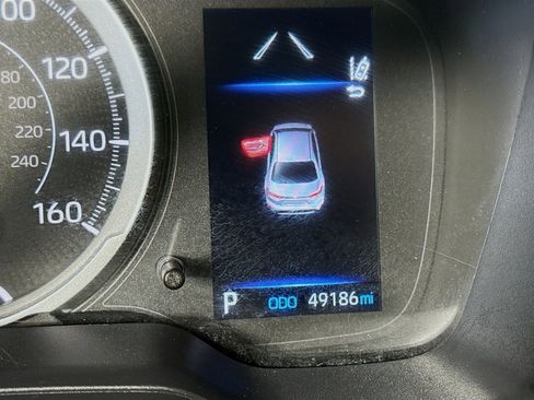 Used 2022 Toyota Corolla LE FWD image 16