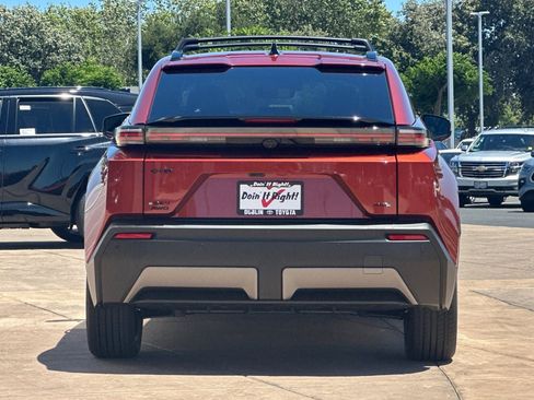 New 2026 Toyota C-HR AWD/4WD image 5