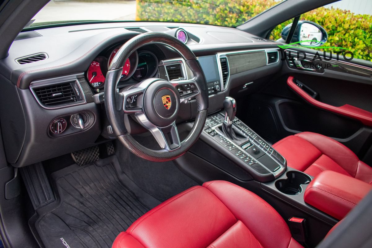 Used 2018 Porsche Macan GTS w/ Premium Package Plus AWD/4WD image 7