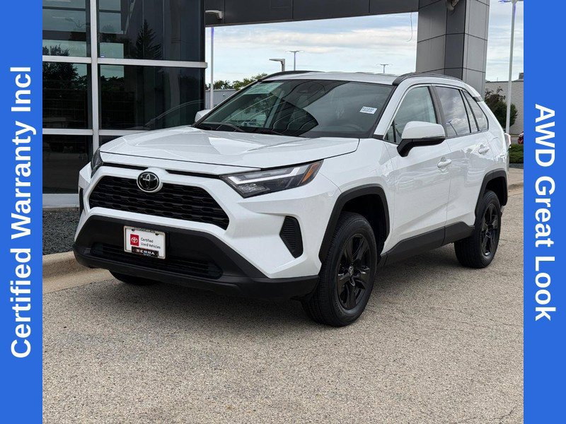 Used 2023 Toyota RAV4 XLE AWD/4WD image 7