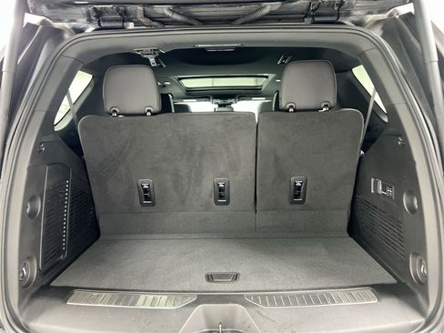 Used 2023 Chevrolet Tahoe Z71 w/ Luxury Package image 24