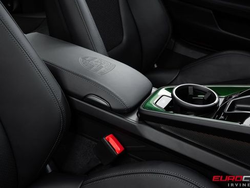 Used 2025 Porsche 911 GT3 image 37