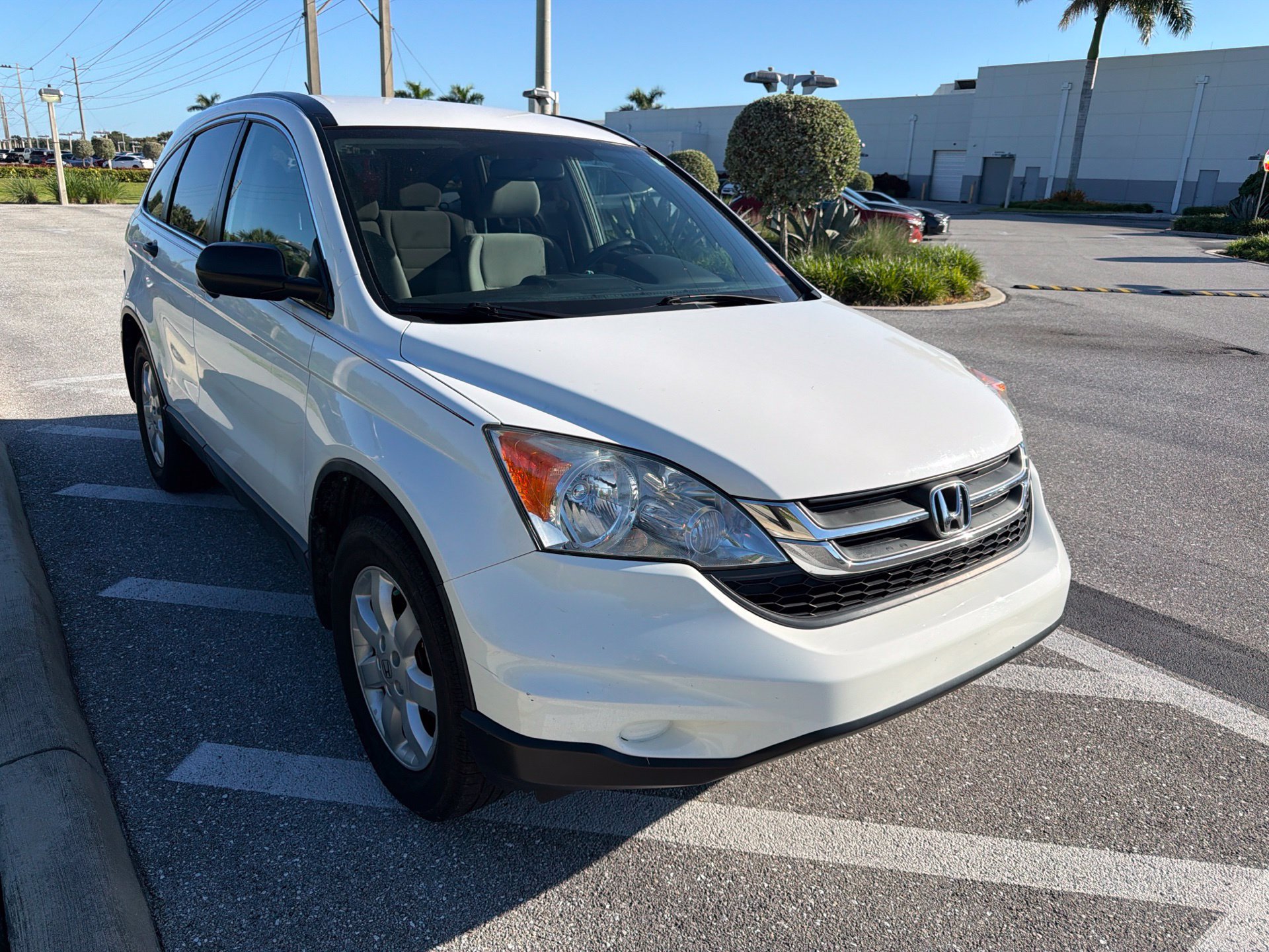 Used 2011 Honda CR-V SE image 4