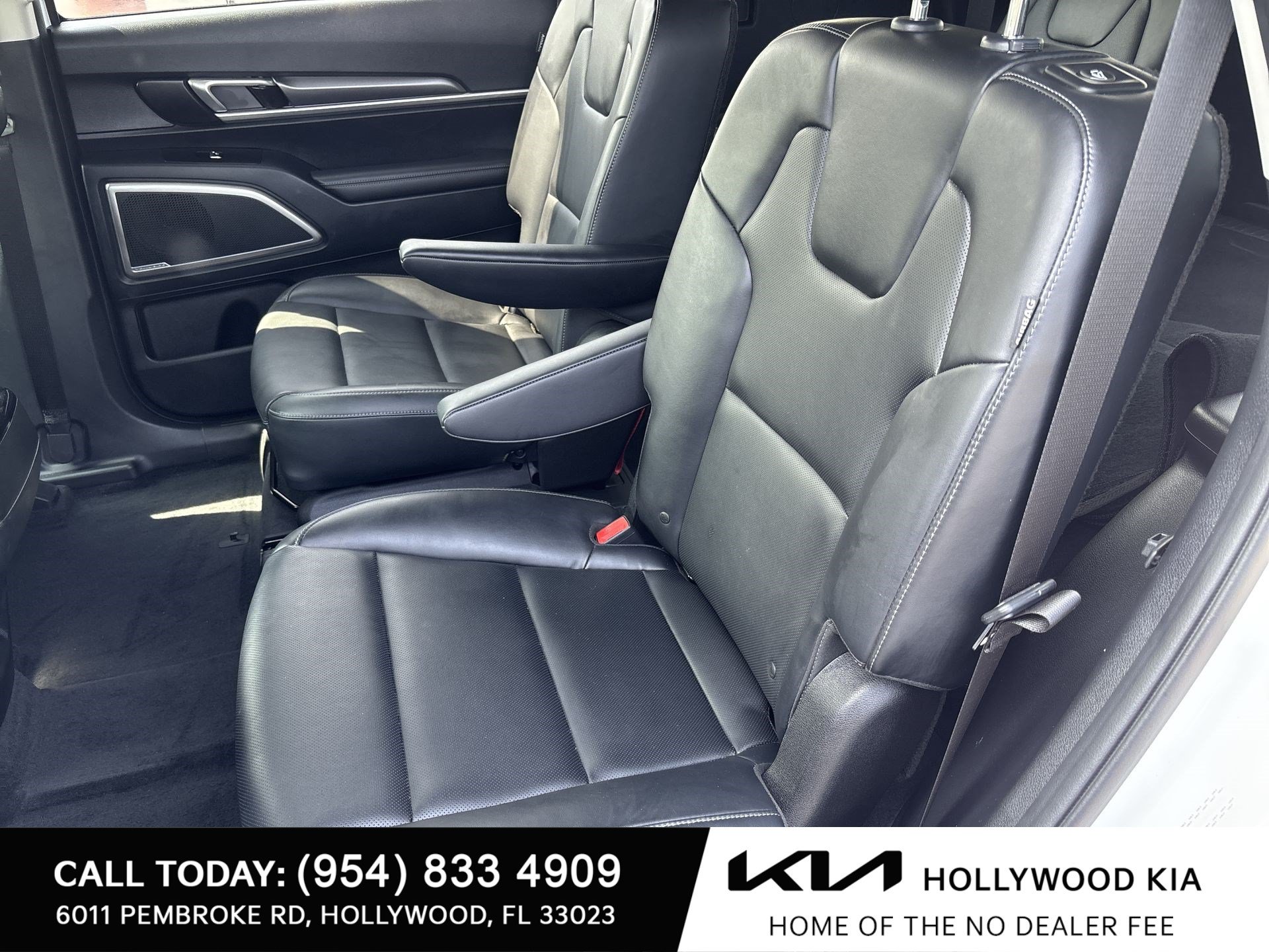 Certified 2024 Kia Telluride S FWD image 24