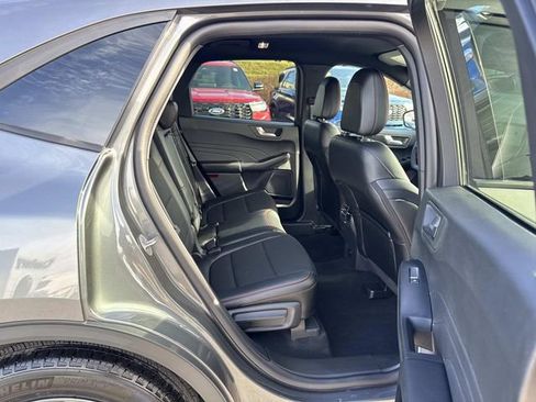 Used 2025 Ford Escape ST-Line w/ Equipment Group 301A image 12