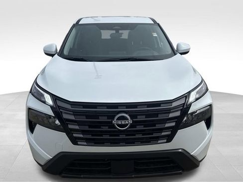 New 2026 Nissan Rogue SV FWD image 2