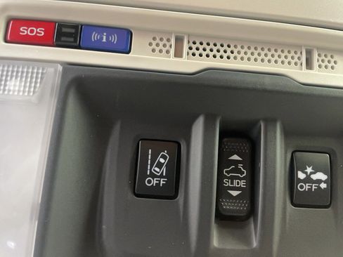 Used 2022 Subaru Forester Premium image 14