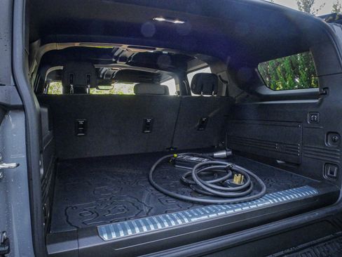 Used 2025 GMC Hummer EV 3X AWD/4WD image 32