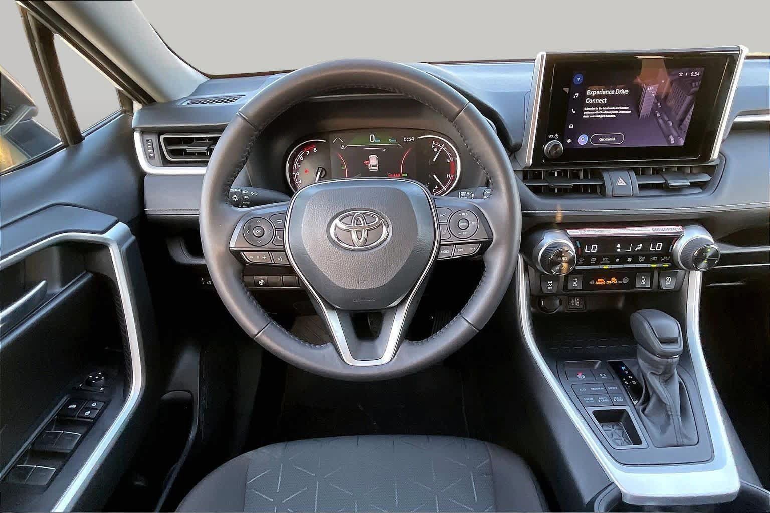 Used 2025 Toyota RAV4 XLE w/ Weather Package AWD/4WD image 6