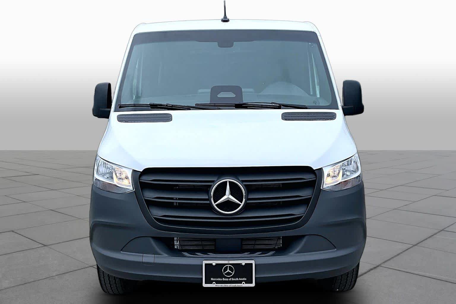 Used 2026 Mercedes-Benz Sprinter 2500 image 3