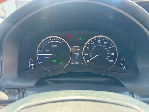 Used 2013 Lexus ES 300h w/ Luxury Pkg FWD image 33