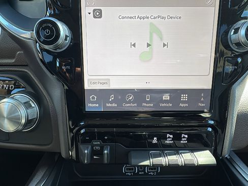 New 2026 RAM 1500 Laramie w/ Laramie Southwest Edition image 18