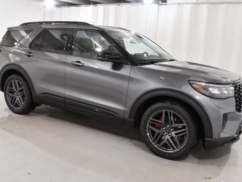 New 2026 Ford Explorer ST AWD/4WD image 5