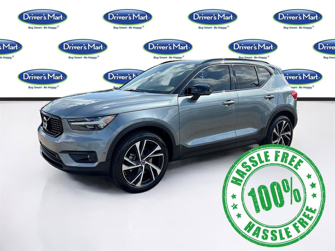Used 2019 Volvo XC40 T4 R-Design FWD image 3