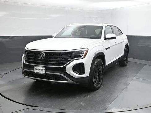 New 2026 Volkswagen Atlas Cross Sport SE image 30