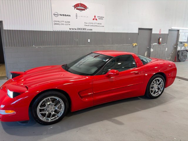 Used 2004 Chevrolet Corvette Coupe RWD image 7