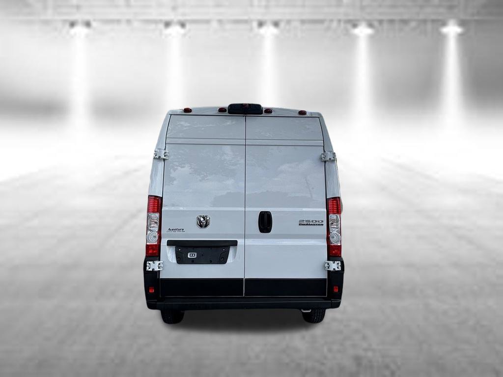 Used 2023 RAM ProMaster 2500 FWD image 6