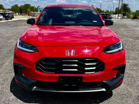Used 2025 Honda HR-V Sport image 6