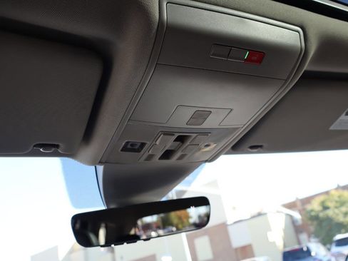 Used 2023 Volkswagen Atlas SEL image 20