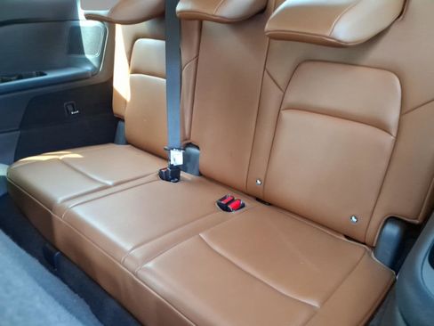 Used 2022 Nissan Pathfinder Platinum w/ Cargo Package image 7