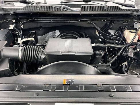 Used 2024 Chevrolet Silverado 2500 LT AWD/4WD image 10