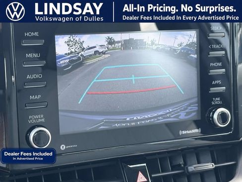 Used 2022 Toyota Corolla Cross L AWD/4WD image 17