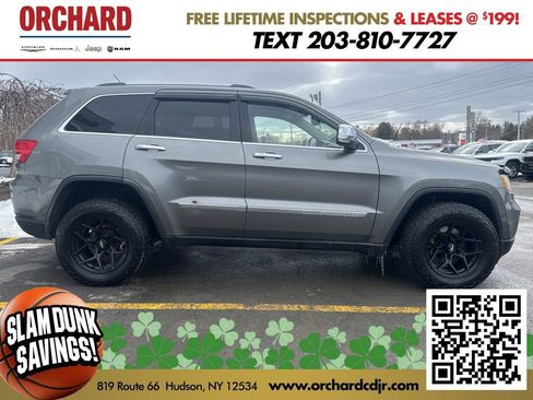 Used 2011 Jeep Grand Cherokee Overland image 2