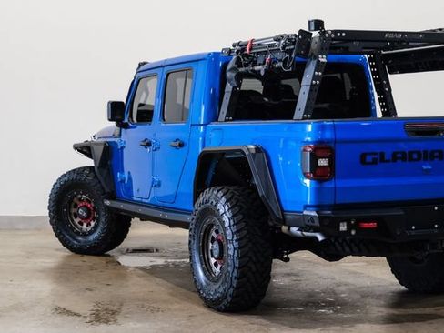 Used 2023 Jeep Gladiator Rubicon w/ LED Lighting Group AWD/4WD image 42
