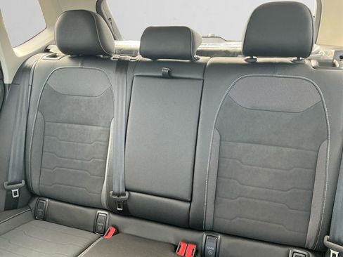 New 2025 Volkswagen Taos SE image 13