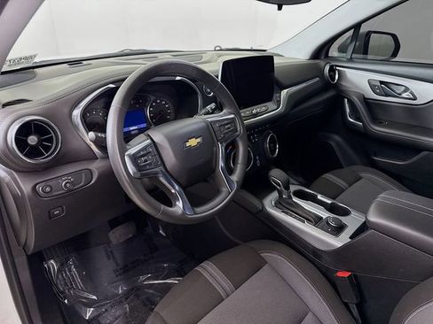 Used 2023 Chevrolet Blazer LT FWD image 12