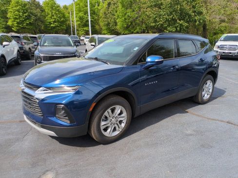 Used 2022 Chevrolet Blazer LT FWD image 3
