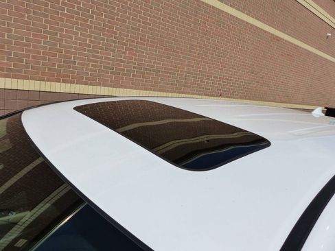 Used 2024 Honda Odyssey Elite image 16