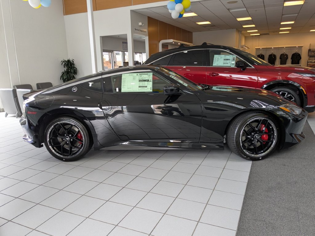 New 2027 Nissan Z Performance RWD image 4
