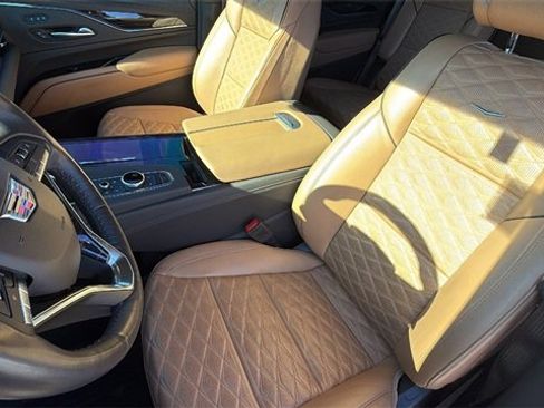 Used 2024 Cadillac Escalade Sport w/ Touring Package image 20