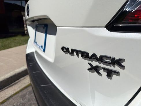Used 2021 Subaru Outback Onyx Edition XT AWD/4WD image 13