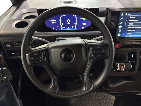 Used 2023 Chevrolet Brightdrop 600 w/ Active Safety Package 2 AWD/4WD image 11