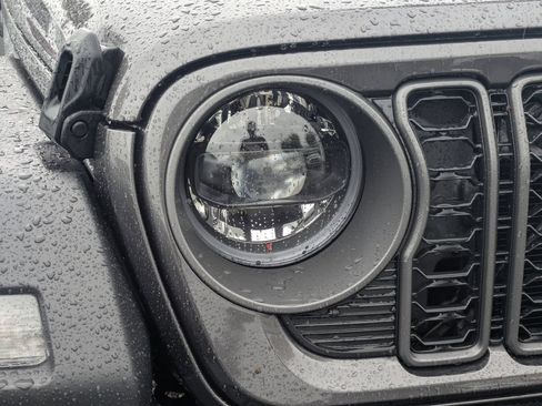 New 2026 Jeep Wrangler Unlimited Sport AWD/4WD image 9