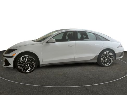 Certified 2025 Hyundai Ioniq 6 Limited image 2