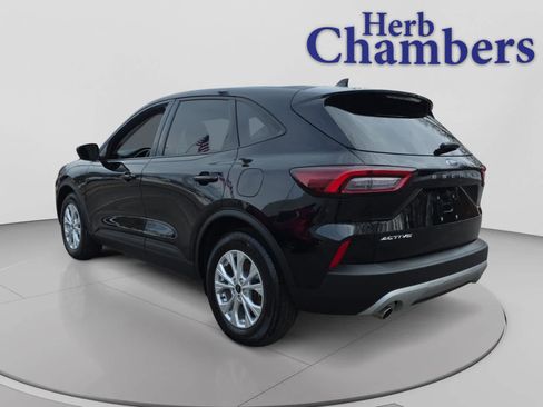 Used 2025 Ford Escape Active FWD image 3