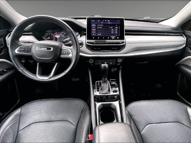 Used 2022 Jeep Compass Limited AWD/4WD image 16
