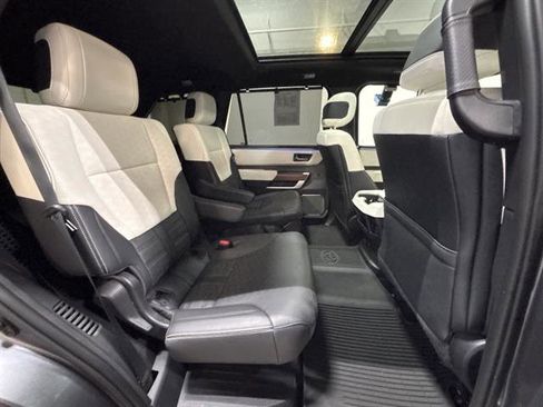 Used 2024 Toyota Sequoia Capstone AWD/4WD image 20